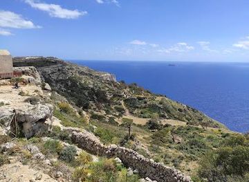 malta/gzira/attraction/dingli-cliffs