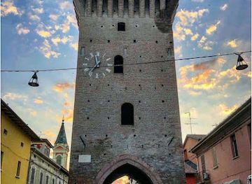 italy/emilia-romagna-riviera/attraction/torre-e-porta