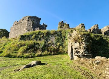 united-kingdom/northern-ireland/attraction/dundrum-castle