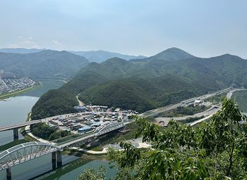 south-korea/hoseo-region/attraction/mancheonha-skywalk