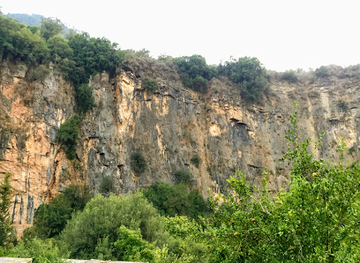 lebanon/chouf/attraction/rockrabbit-camping-site