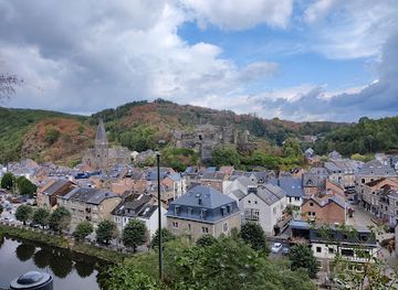 belgium/ardennes-mountains/attraction/chateau-feodal-de-la-roche-en-ardenne