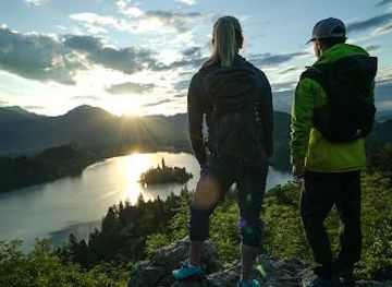 slovenia/bled/attraction/3glav-adventures-the-original-emerald-river-adventure-canyoning-bob