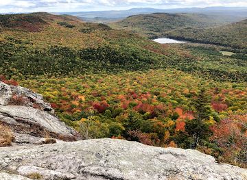 maine/western-maine-mountains/attraction/blueberry-mountain