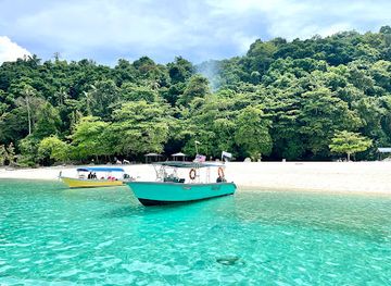 malaysia/tioman-island/attraction/pulau-tulai-blue-lagoon