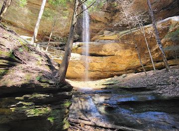 ohio/hocking-hills/attraction/chapel-cave