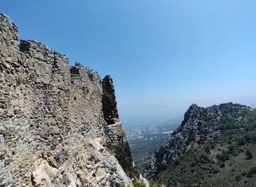 cyprus/kyrenia/attraction/st-hilarion-kalesi