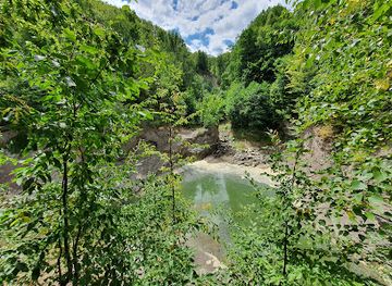 romania/moldavia/attraction/cascada-putnei