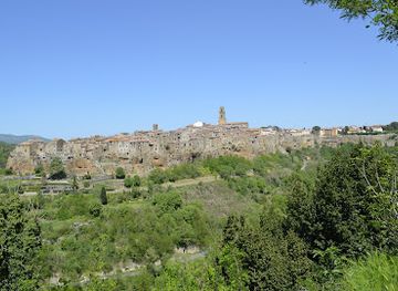 italy/maremma/attraction/via-cava-di-fratenuti