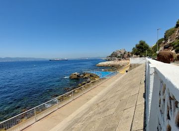 gibraltar/camp-bay/attraction/little-bay-beach