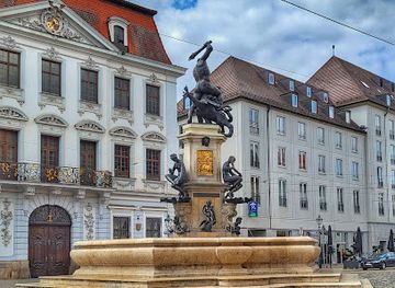 germany/swabia/attraction/hercules-fountain
