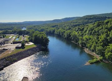 missouri/branson/attraction/dewey-short-visitor-center