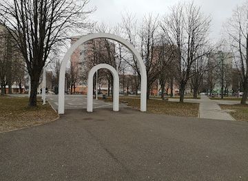 hungary/kecskemet/attraction/aradi-vertanuk-tere