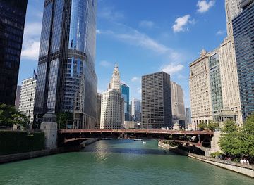 illinois/chicago/west-loop/attraction/riverwalk