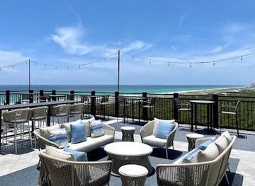 florida/destin/attraction/the-rooftop-bar