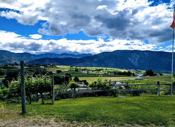 washington/lake-chelan/attraction/hard-row-to-hoe-vineyards