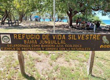 costa-rica/liberia/attraction/refugio-de-vida-silvestre-junquillal