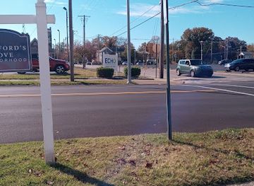 indiana/evansville/attraction/chandelier-tree