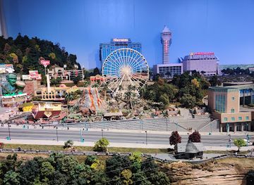 canada/golden-horseshoe/attraction/little-canada