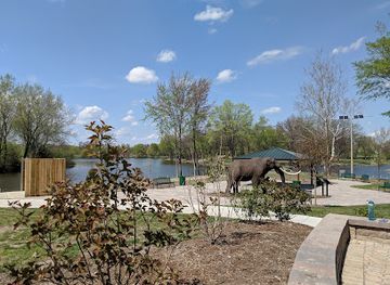 illinois/fox-valley/attraction/city-of-aurora-phillips-park-zoo