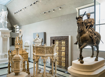 hungary/central-transdanubia/attraction/fort-csillag