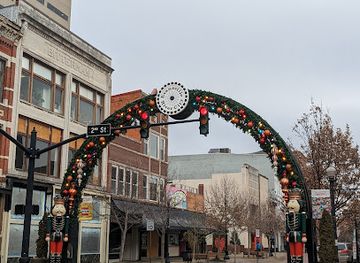 indiana/southern-indiana/attraction/evansville-arch