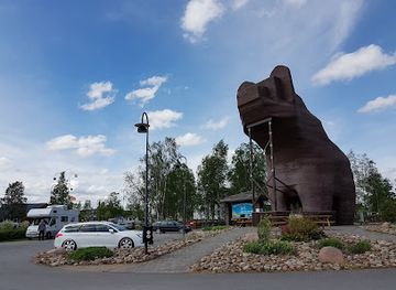sweden/vemdalen/attraction/world-s-largest-wooden-bear