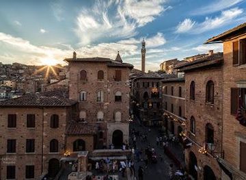 italy/arezzo/attraction/contrada-della-torre
