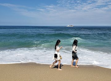 south-korea/gangneung-coastal-areas/attraction/sacheonjin-beach