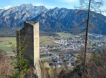 switzerland/graubunden/attraction/ruine-haldenstein