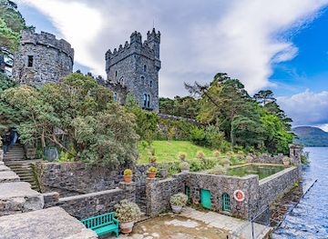 ireland/slieve-league/attraction/glenveagh-castle