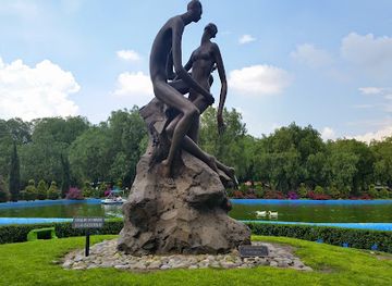 mexico/valley-of-mexico/attraction/esculturas-park