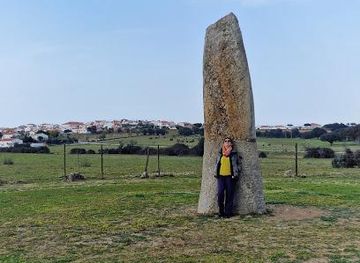 portugal/evora/attraction/menir-da-bulhoa