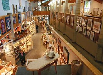 north-carolina/asheville/attraction/southern-highland-craft-guild-folk-art-center