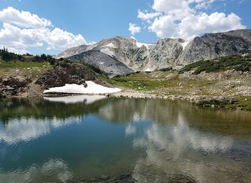 Lewis Lake Picnic Site
