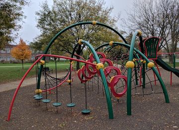 illinois/champaign/attraction/douglass-park