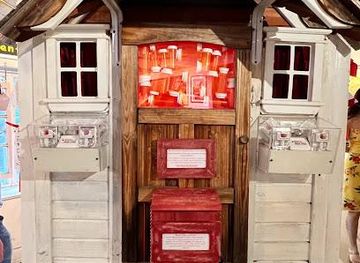 california/glendale/attraction/the-last-bookstore