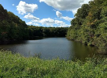 rhode-island/blackstone-valley/attraction/lime-rock-nature-preserve