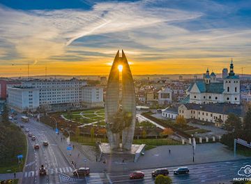 poland/rzeszow/attraction/pomnik-czynu-rewolucyjnego