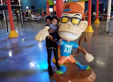 texas/college-station/attraction/urban-air-trampoline-and-adventure-park