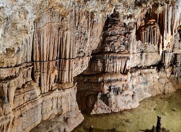 france/languedoc-roussillon/attraction/grotte-de-limousis