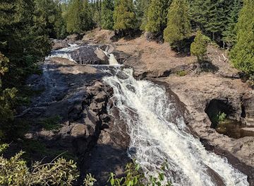 minnesota/lutsen-mountains/attraction/cross-river-falls