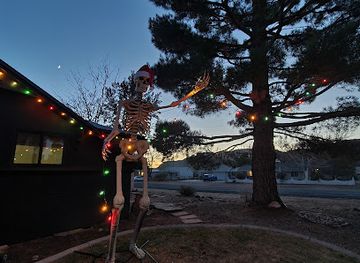 utah/kanab/attraction/the-black-house