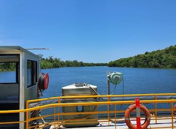 australia/port-douglas/attraction/daintree-ferry