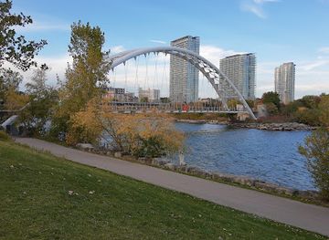 canada/golden-horseshoe/attraction/sir-casimir-gzowski-park