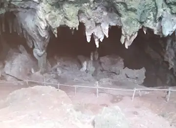 Lapuz Lapuz Cave