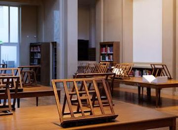 france/paris/attraction/bibliotheque-nationale-de-france-site-richelieu-bibliotheque-de-recherche