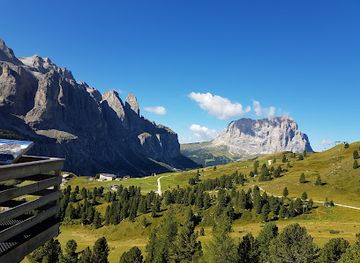 italy/val-di-fassa/attraction/mountains-view-point