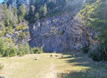 romania/brasov/attraction/water-spring-at-the-stone-quarry