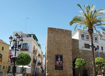spain/marbella/attraction/fuente-de-la-cruz